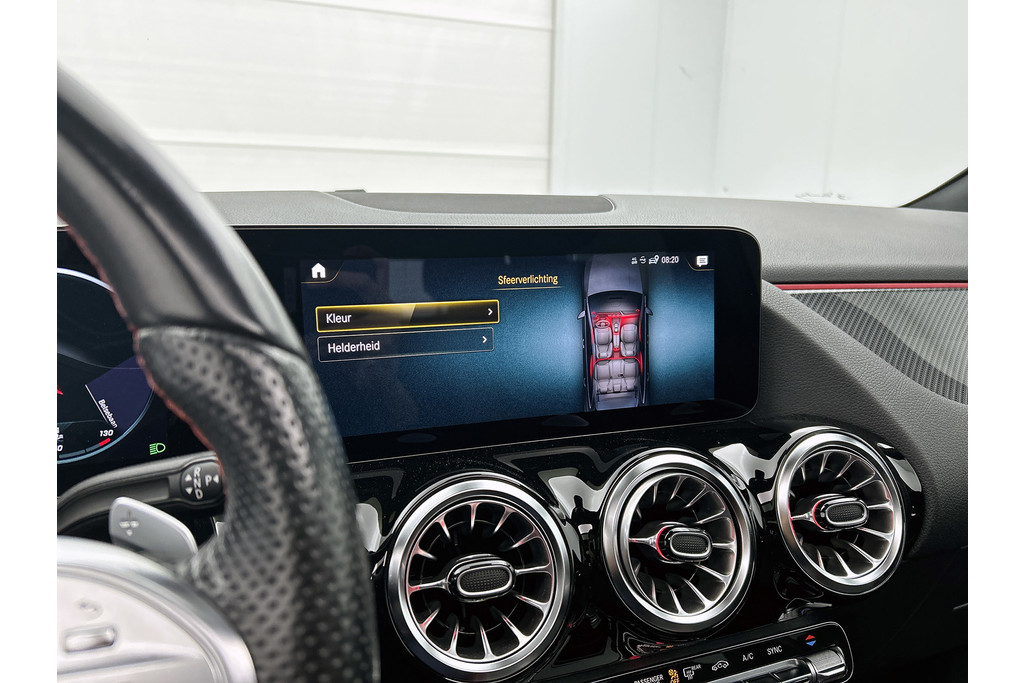 Mercedes-Benz B-Klasse 180 Business Solution AMG | SFEER | PANO | NL-AUTO | STOELVERW | CARPLAY | ACHTERCAM |ETC 48685163-8.jpg | Autocentrum Brabant Breda