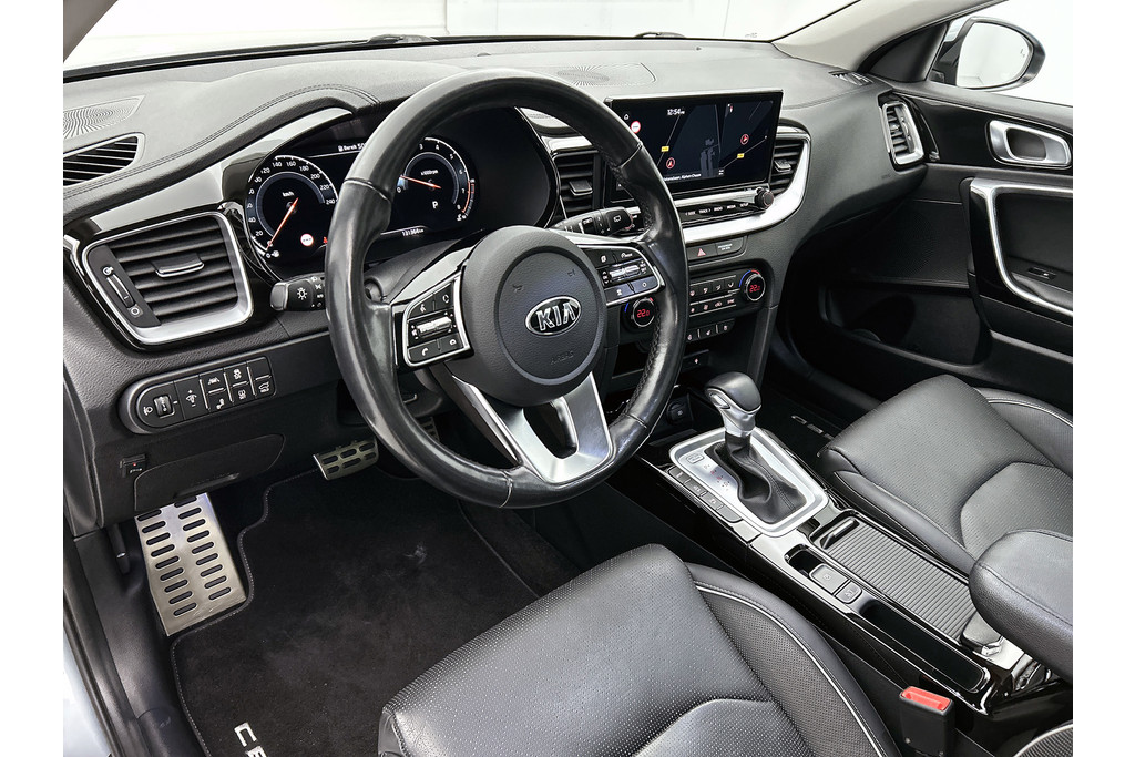 Kia Ceed Sportswagon 1.4 T-GDi ExecutiveLine | PANO | STOEL VERW +KOEL | STUURVERW | MEM SEATS | ADD CRUISE | ACHTERCAM | JBL | 48690985-22.jpg | Autocentrum Brabant Breda