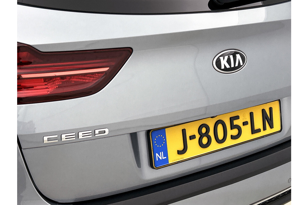 Kia Ceed Sportswagon 1.4 T-GDi ExecutiveLine | PANO | STOEL VERW +KOEL | STUURVERW | MEM SEATS | ADD CRUISE | ACHTERCAM | JBL | 48690985-33.jpg | Autocentrum Brabant Breda
