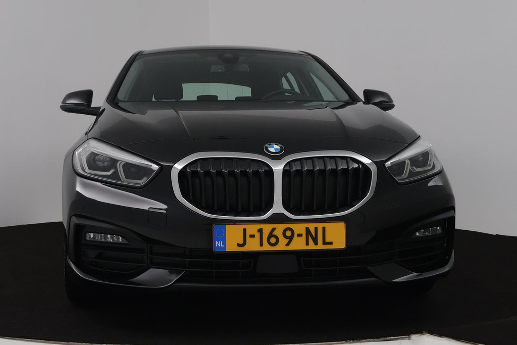 BMW 1-serie 118i Executive Edition (PARKEERSENSOREN, DIGITALE COCKPIT, NAVIGATIE, CRUISE CONTROL, DEALER ONDERHOUDEN) 48691422-18.jpg | Autocentrum Brabant Breda
