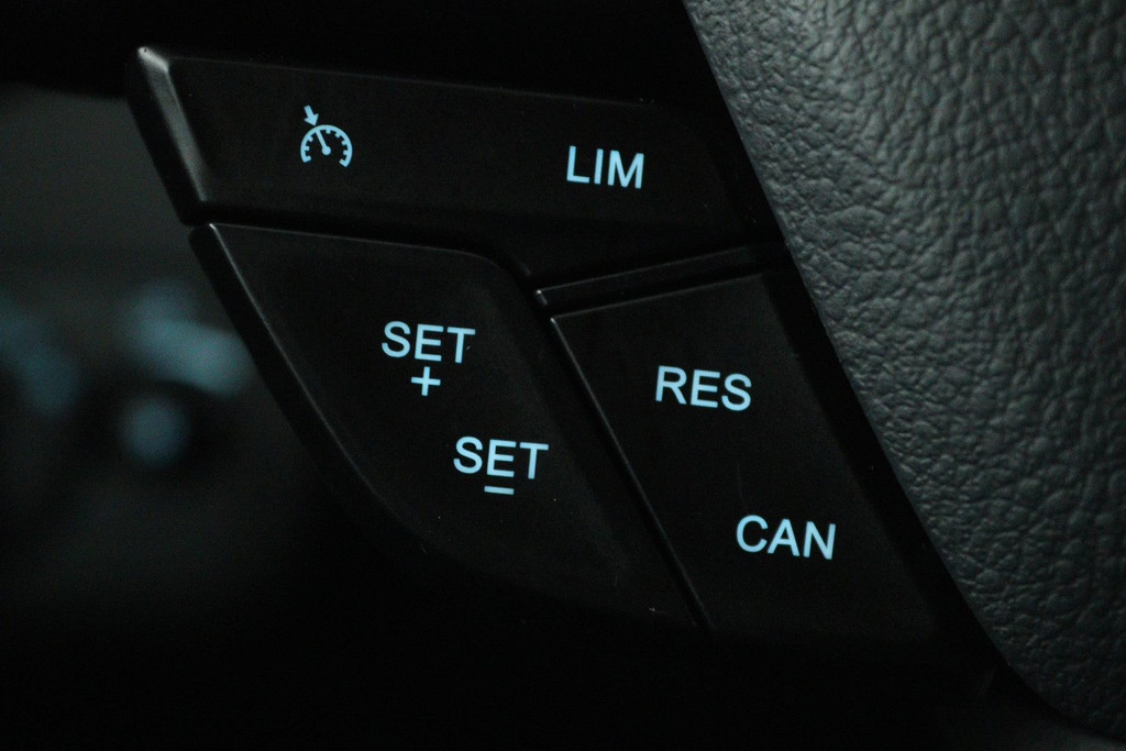 Ford Kuga 1.5 EcoBoost Titanium (PARKEERSENSOREN, ACHTERUITRIJCAMERA, LANE-ASSIST, CRUISE CONTROL, NAVIGATIE, SONY AUDIO) 48691475-9.jpg | Autocentrum Brabant Breda