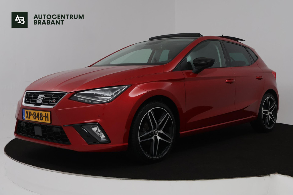 SEAT Ibiza 1.0 TSI FR Business Intense (PANORAMADAK, CRUISE ADAPTIEF, ACHTERUITRIJCAMERA, CARPLAY NAVIGATIE, PARKEERSENSOREN) 48691788-0.jpg | Autocentrum Brabant Breda