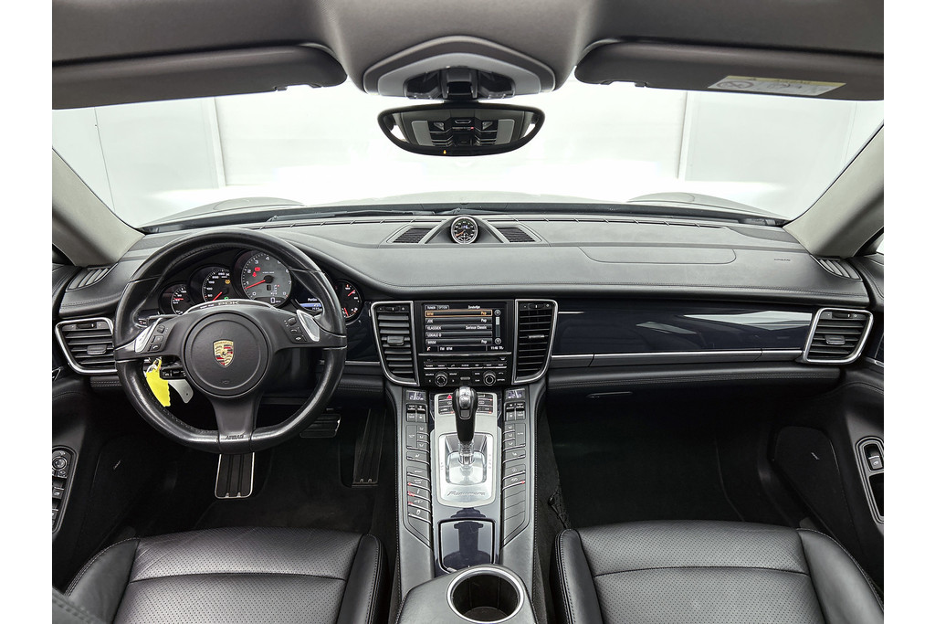 Porsche Panamera 3.0 4S (Goed OnderH, Panorama, Sportuitlaat, Navi, StoelV, Adaptieve Cruise, Etc) 48698966-1.jpg | Autocentrum Brabant Breda