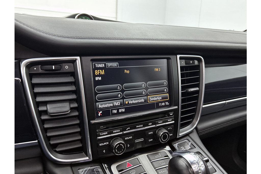 Porsche Panamera 3.0 4S (Goed OnderH, Panorama, Sportuitlaat, Navi, StoelV, Adaptieve Cruise, Etc) 48698966-12.jpg | Autocentrum Brabant Breda