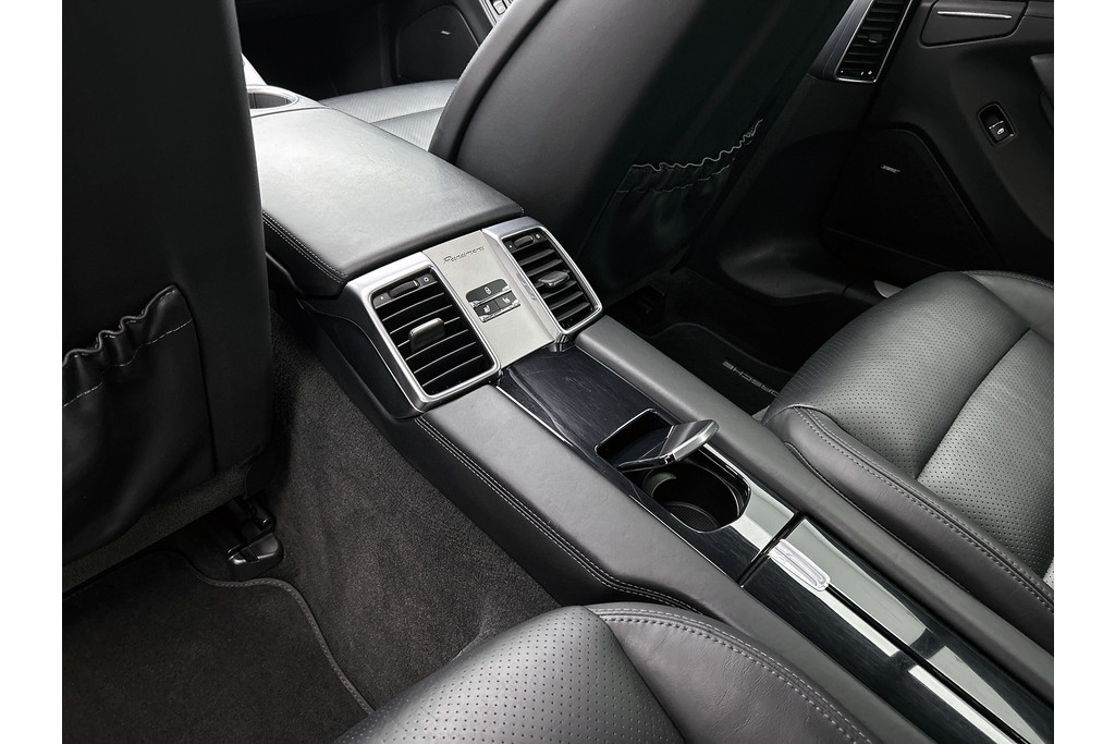 Porsche Panamera 3.0 4S (Goed OnderH, Panorama, Sportuitlaat, Navi, StoelV, Adaptieve Cruise, Etc) 48698966-14.jpg | Autocentrum Brabant Breda