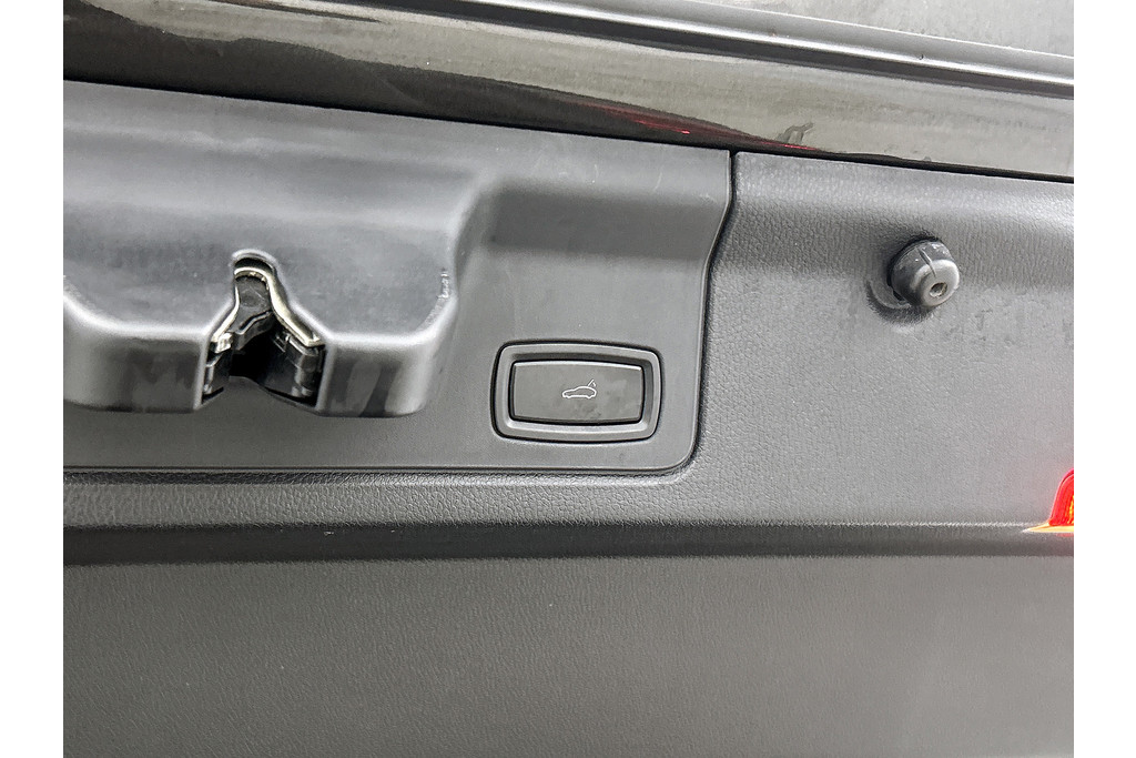 Porsche Panamera 3.0 4S (Goed OnderH, Panorama, Sportuitlaat, Navi, StoelV, Adaptieve Cruise, Etc) 48698966-29.jpg | Autocentrum Brabant Breda