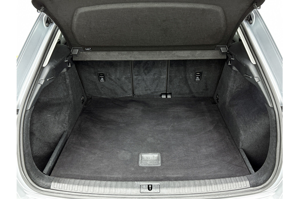 Audi Q3 35 TFSI Pro Line business(Goed OnderH, Navi, B&O, StoelV, Parkeersensoren, Leder, Cruise Con, Etc) 48699050-25.jpg | Autocentrum Brabant Breda