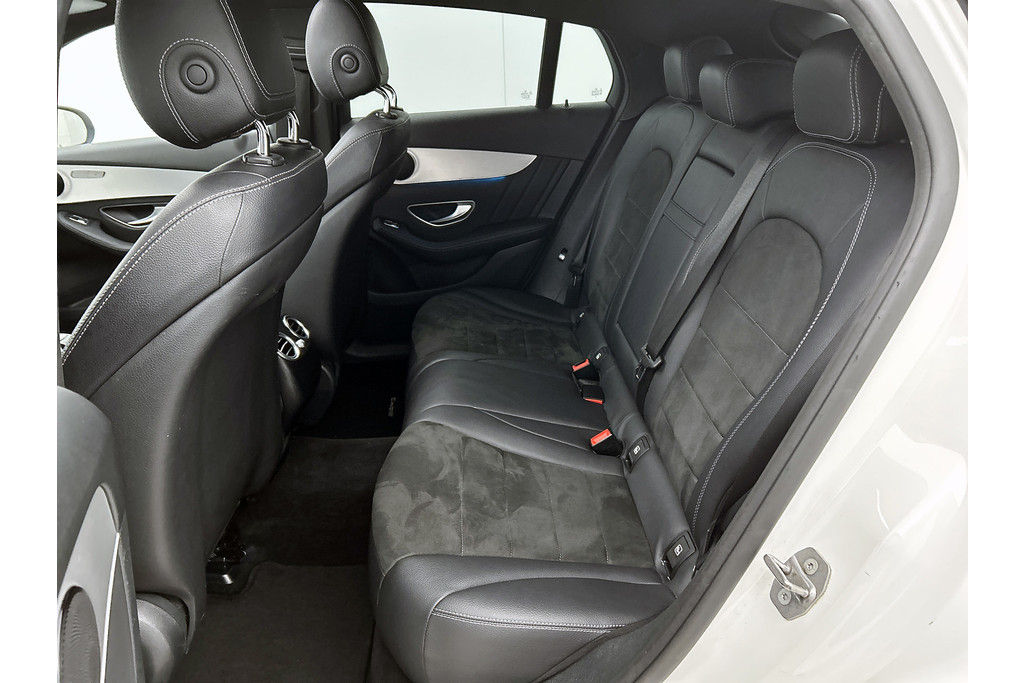 Mercedes-Benz GLC Coupé 250 AMG 4Matic Ambition(NL-auto, Navi, Panorama, Carplay, Camera, PDC V+A, Cruise Con, Etc) 48699217-12.jpg | Autocentrum Brabant Breda