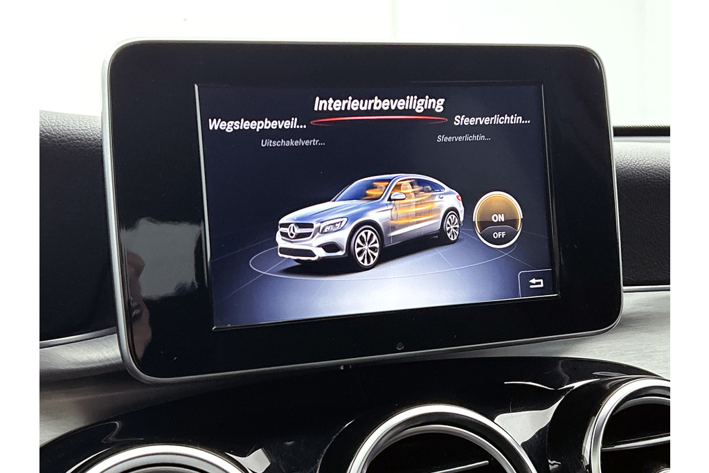 Mercedes-Benz GLC Coupé 250 AMG 4Matic Ambition(NL-auto, Navi, Panorama, Carplay, Camera, PDC V+A, Cruise Con, Etc) 48699217-25.jpg | Autocentrum Brabant Breda