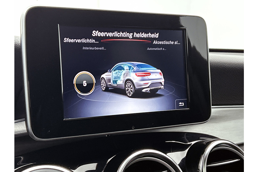 Mercedes-Benz GLC Coupé 250 AMG 4Matic Ambition(NL-auto, Navi, Panorama, Carplay, Camera, PDC V+A, Cruise Con, Etc) 48699217-41.jpg | Autocentrum Brabant Breda