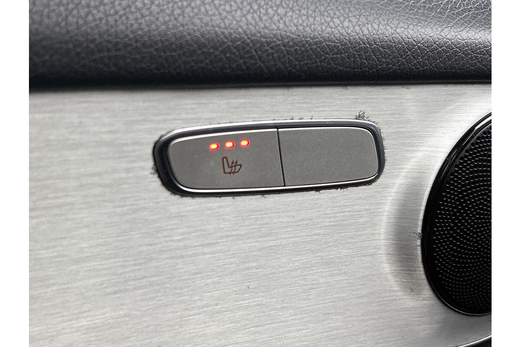 Mercedes-Benz GLC Coupé 250 AMG 4Matic Ambition(NL-auto, Navi, Panorama, Carplay, Camera, PDC V+A, Cruise Con, Etc) 48699217-6.jpg | Autocentrum Brabant Breda