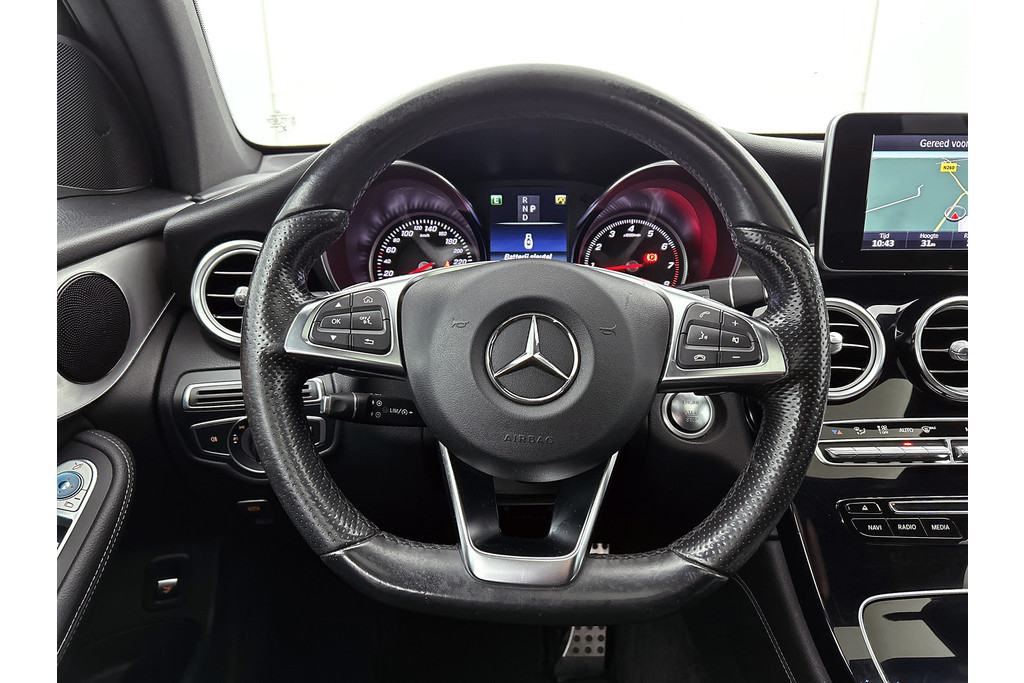 Mercedes-Benz GLC Coupé 250 AMG 4Matic Ambition(NL-auto, Navi, Panorama, Carplay, Camera, PDC V+A, Cruise Con, Etc) 48699217-8.jpg | Autocentrum Brabant Breda