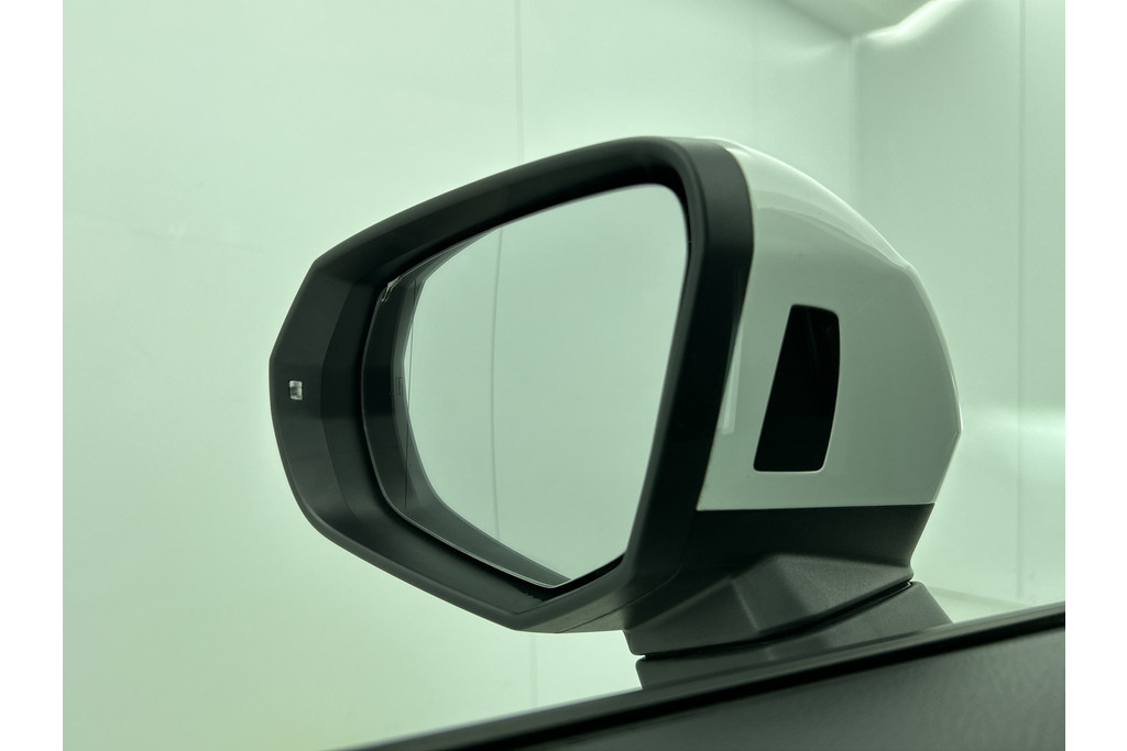 Audi Q3 40 TFSI quattro Advanced Pro S-Line (Dealer OnderH, Navi, StoelV, Parkeersensoren, Climate Con, Cruise Con, Etc) 48699367-13.jpg | Autocentrum Brabant Breda