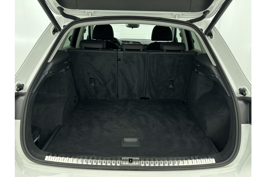 Audi Q3 40 TFSI quattro Advanced Pro S-Line (Dealer OnderH, Navi, StoelV, Parkeersensoren, Climate Con, Cruise Con, Etc) 48699367-26.jpg | Autocentrum Brabant Breda