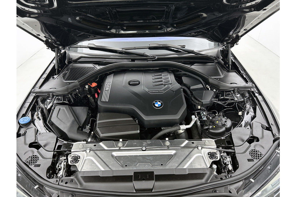 BMW 3 Serie 320i Executive Edition(NL-auto, Dealer onderH, Navi Prof, StoelV, Sportstoelen, Parkeerhulp, Etc) 48712594-13.jpg | Autocentrum Brabant Breda