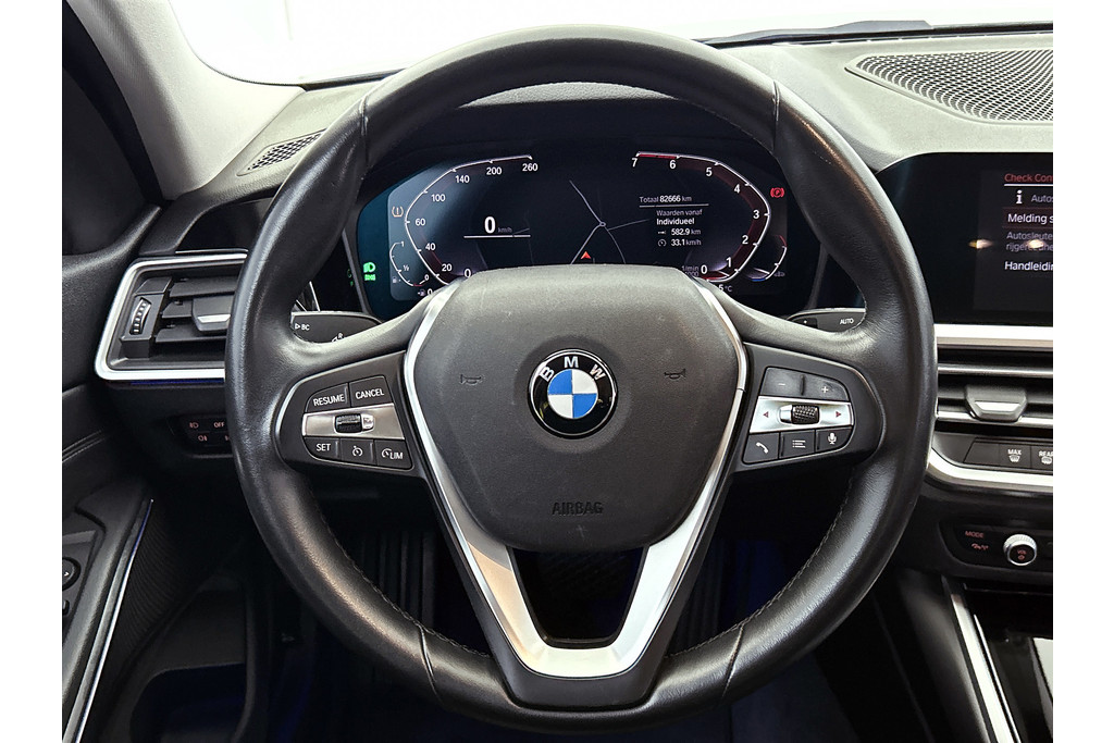 BMW 3 Serie 320i Executive Edition(NL-auto, Dealer onderH, Navi Prof, StoelV, Sportstoelen, Parkeerhulp, Etc) 48712594-15.jpg | Autocentrum Brabant Breda