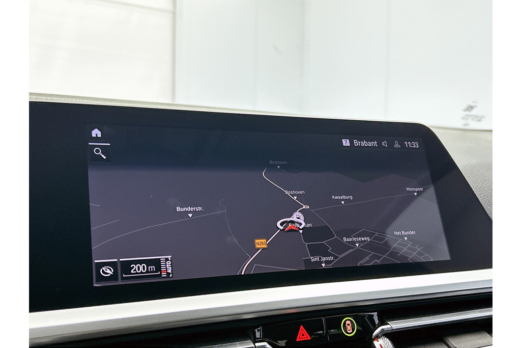 BMW 3 Serie 320i Executive Edition(NL-auto, Dealer onderH, Navi Prof, StoelV, Sportstoelen, Parkeerhulp, Etc) 48712594-6.jpg | Autocentrum Brabant Breda