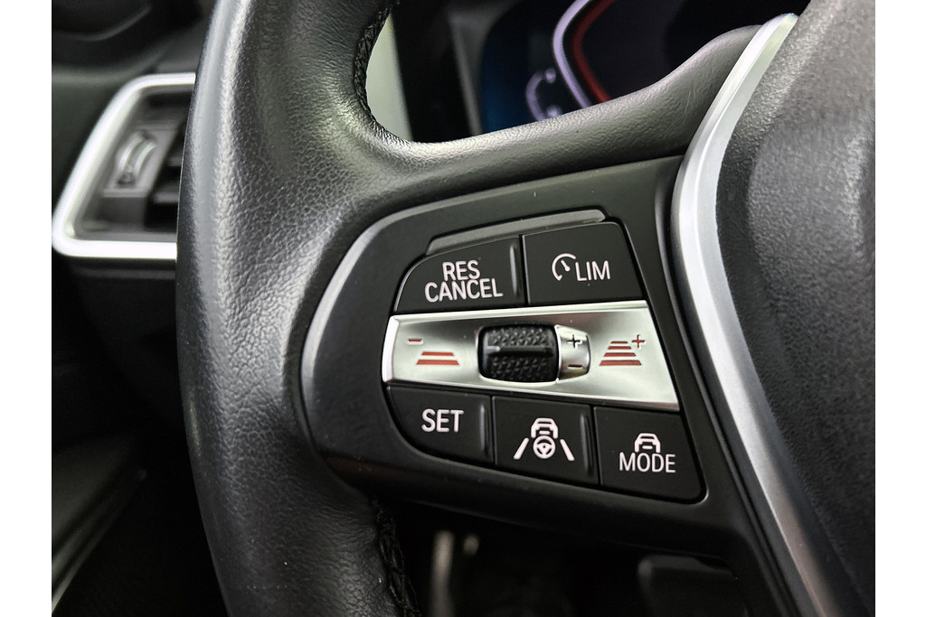 BMW 3 Serie 320i M-sport xDrive High Executive(Panorama, StoelV, Carplay, Parkeersensoren, Navi, Camera, Adapt Cruise, Etc) 48712961-8.jpg | Autocentrum Brabant Breda