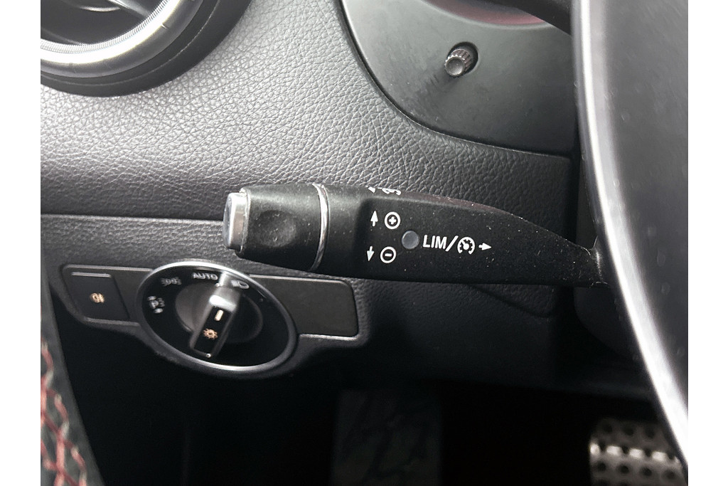 Mercedes-Benz CLA-Klasse Shooting Brake 250 AMG OrangeArt Edition(Goed onderH, Carplay, Navi Groot, StoelV, Etc) 48713265-19.jpg | Autocentrum Brabant Breda