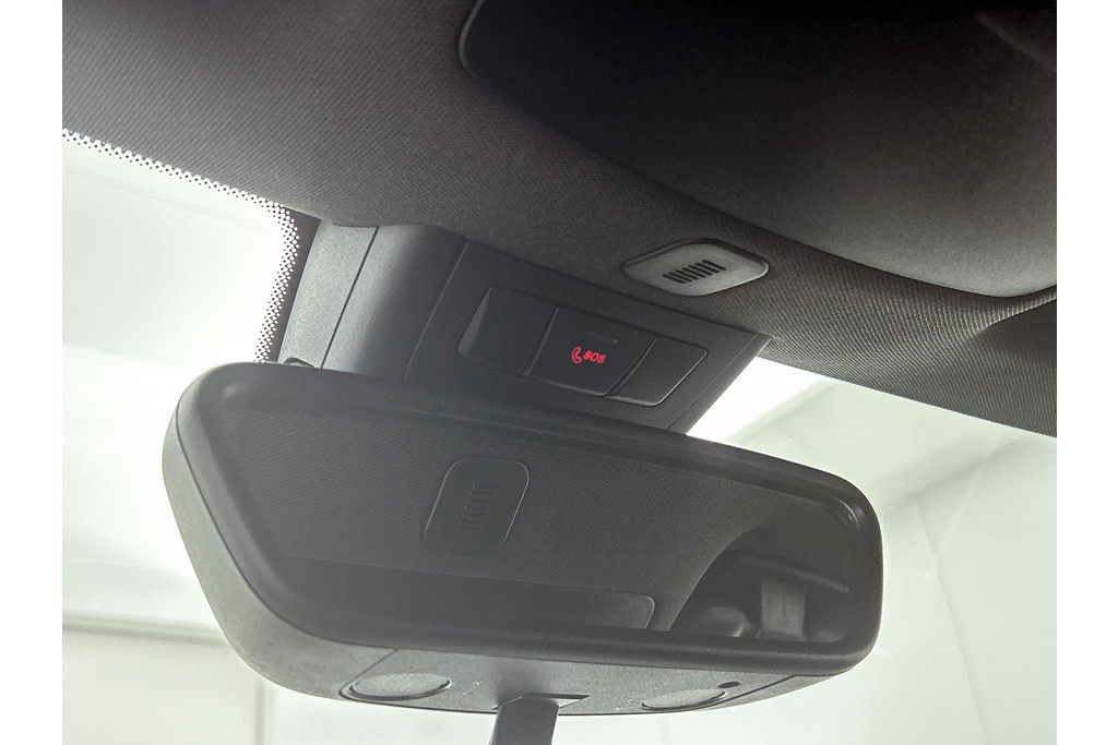 Mercedes-Benz CLA-Klasse Shooting Brake 250 AMG OrangeArt Edition(Goed onderH, Carplay, Navi Groot, StoelV, Etc) 48713265-22.jpg | Autocentrum Brabant Breda