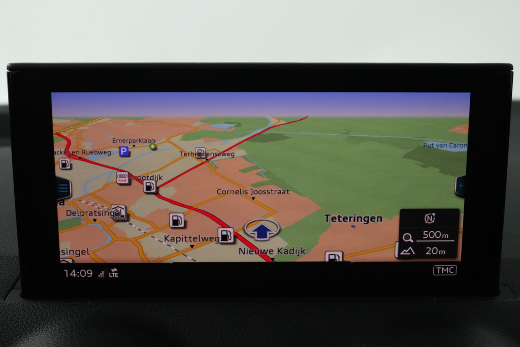 Audi Q2 35 TFSI S Edition (PANORAMADAK, DIGITALE COCKPIT, STOELVERWARMING, ACHTERUITRIJCAMERA, PARKEERSENSOREN, AUTOMAAT) 48716717-12.jpg | Autocentrum Brabant Breda