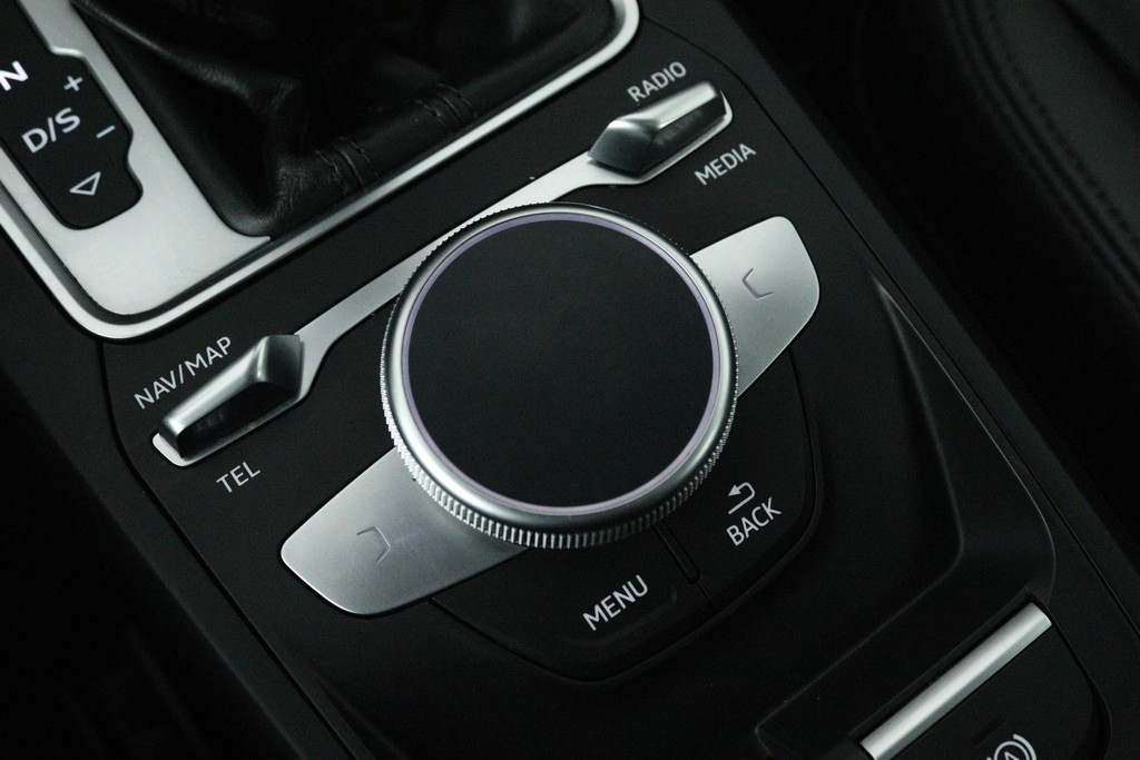 Audi Q2 35 TFSI S Edition (PANORAMADAK, DIGITALE COCKPIT, STOELVERWARMING, ACHTERUITRIJCAMERA, PARKEERSENSOREN, AUTOMAAT) 48716717-17.jpg | Autocentrum Brabant Breda