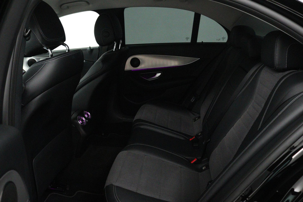 Mercedes-Benz E-Klasse 200 Business (SFEERVERLICHTING STOELVERWARMING, NAVIGATIE, CRUISE CONTROL, PARKEERSENSOREN) 48719381-10.jpg | Autocentrum Brabant Breda