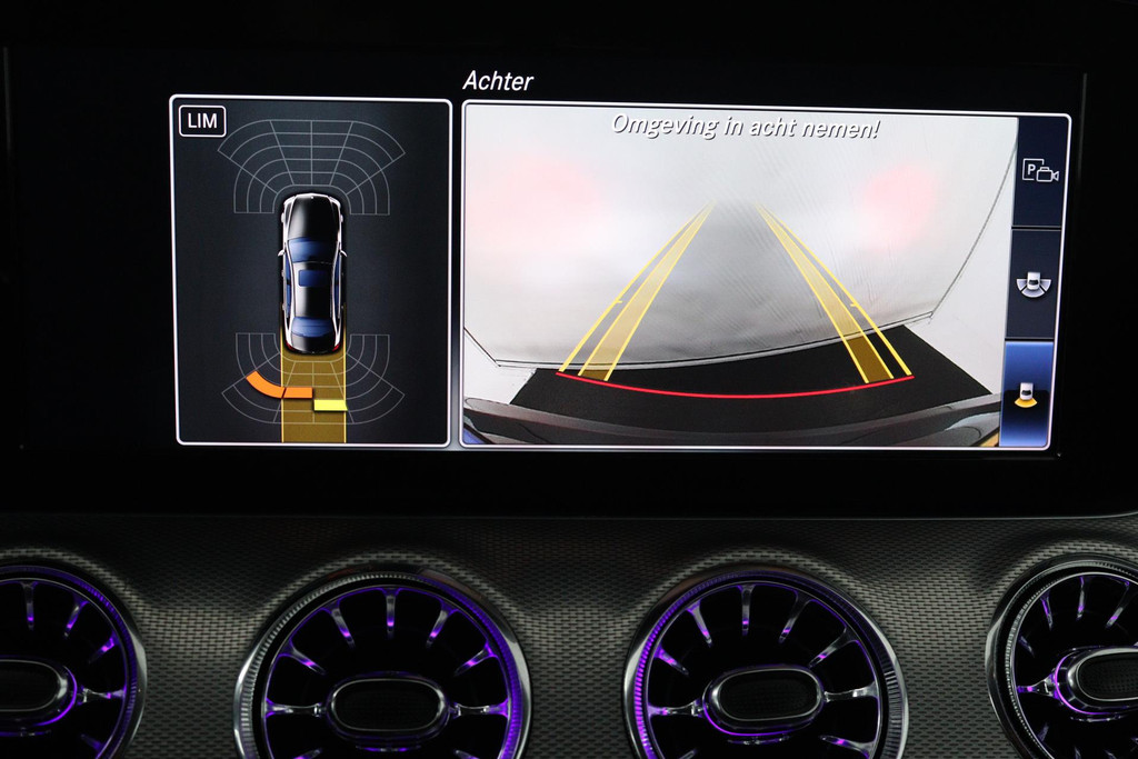 Mercedes-Benz E-Klasse 200 Business (SFEERVERLICHTING STOELVERWARMING, NAVIGATIE, CRUISE CONTROL, PARKEERSENSOREN) 48719381-17.jpg | Autocentrum Brabant Breda