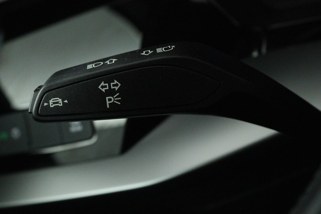 Audi A3 Sportback 30 TFSI Pro Line (DIGITALE COCKPIT, PARKEERSENSOREN, NAVIGATIE, LANE-ASSIST, NAVIGATIE) 48719400-11.jpg | Autocentrum Brabant Breda