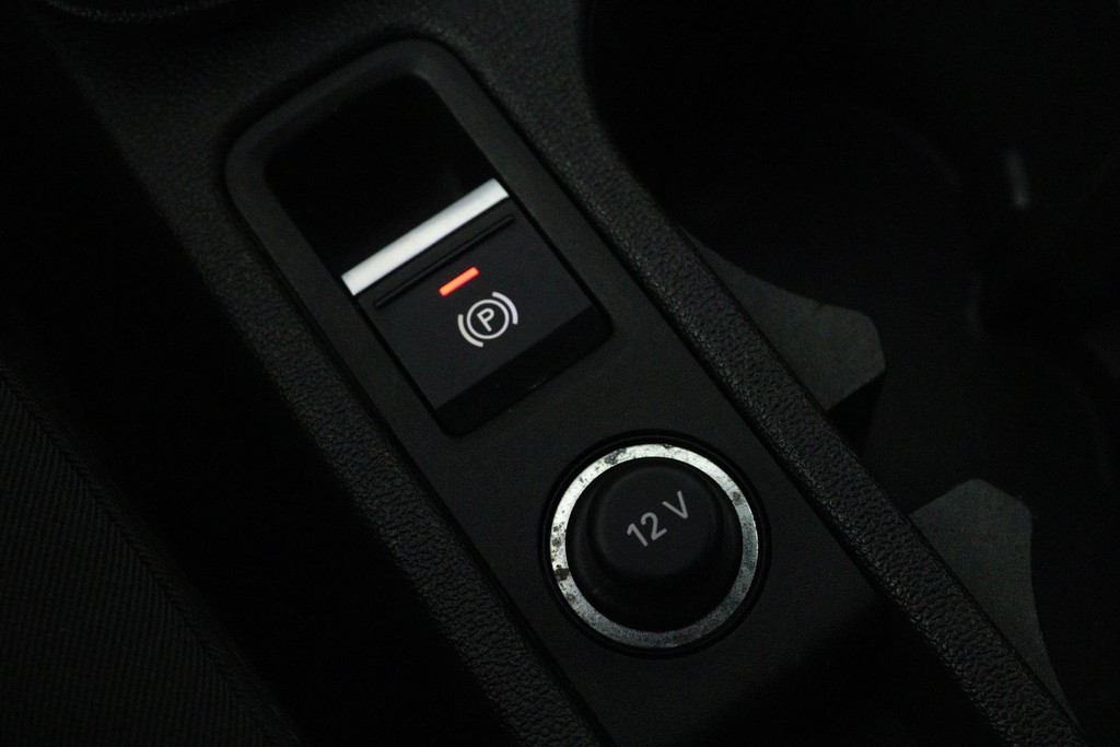 Audi A3 Sportback 30 TFSI Pro Line (DIGITALE COCKPIT, PARKEERSENSOREN, NAVIGATIE, LANE-ASSIST, NAVIGATIE) 48719400-22.jpg | Autocentrum Brabant Breda