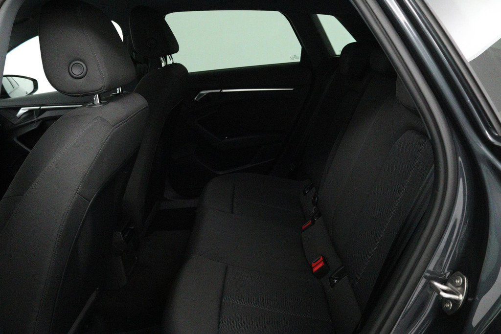 Audi A3 Sportback 30 TFSI Pro Line (DIGITALE COCKPIT, PARKEERSENSOREN, NAVIGATIE, LANE-ASSIST, NAVIGATIE) 48719400-9.jpg | Autocentrum Brabant Breda