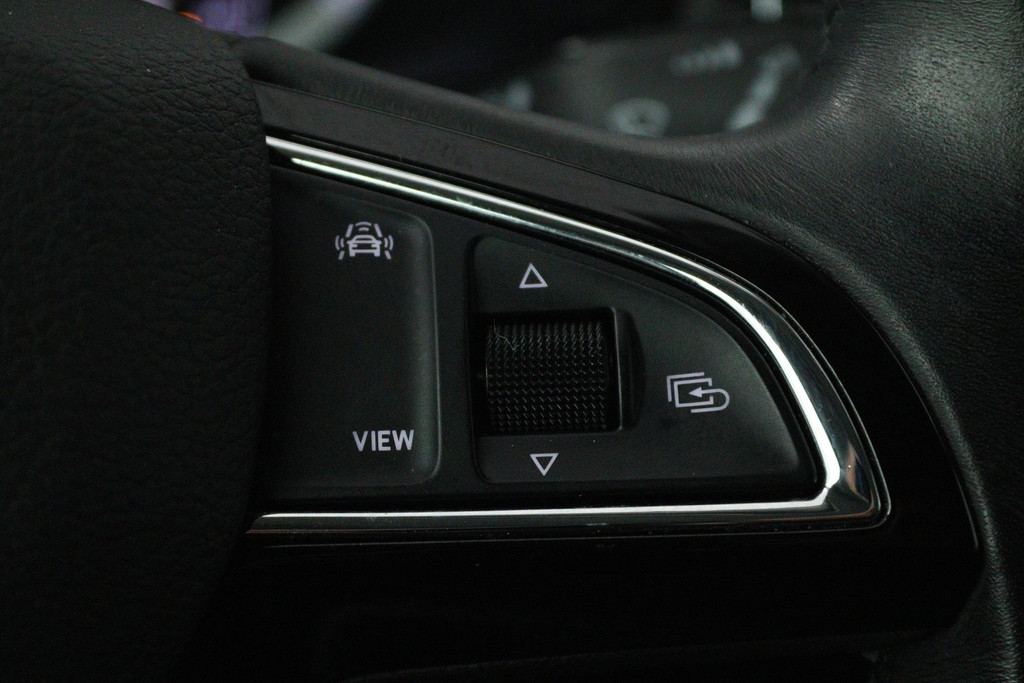 Škoda Karoq 1.5 TSI ACT Business Edition (TREKHAAK, STOELVERVARMING, ACHTERUITIJCAMERA, SFEERVERLICHTING, , NAVIGATIE, CAMERA) 48719536-12.jpg | Autocentrum Brabant Breda