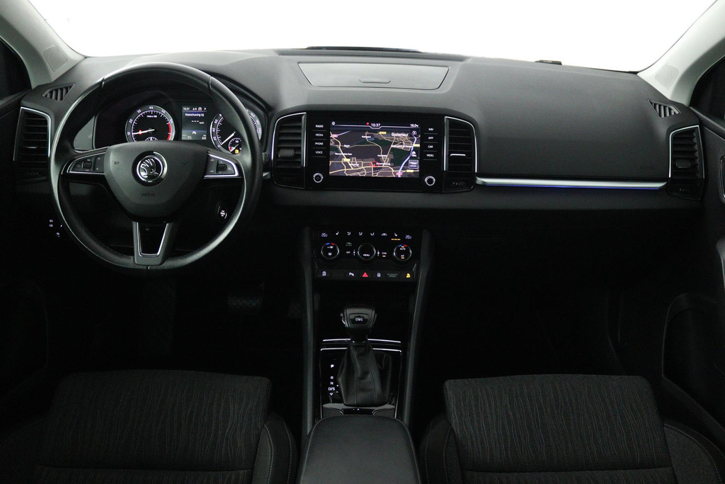 Škoda Karoq 1.5 TSI ACT Business Edition (TREKHAAK, STOELVERVARMING, ACHTERUITIJCAMERA, SFEERVERLICHTING, , NAVIGATIE, CAMERA) 48719536-2.jpg | Autocentrum Brabant Breda