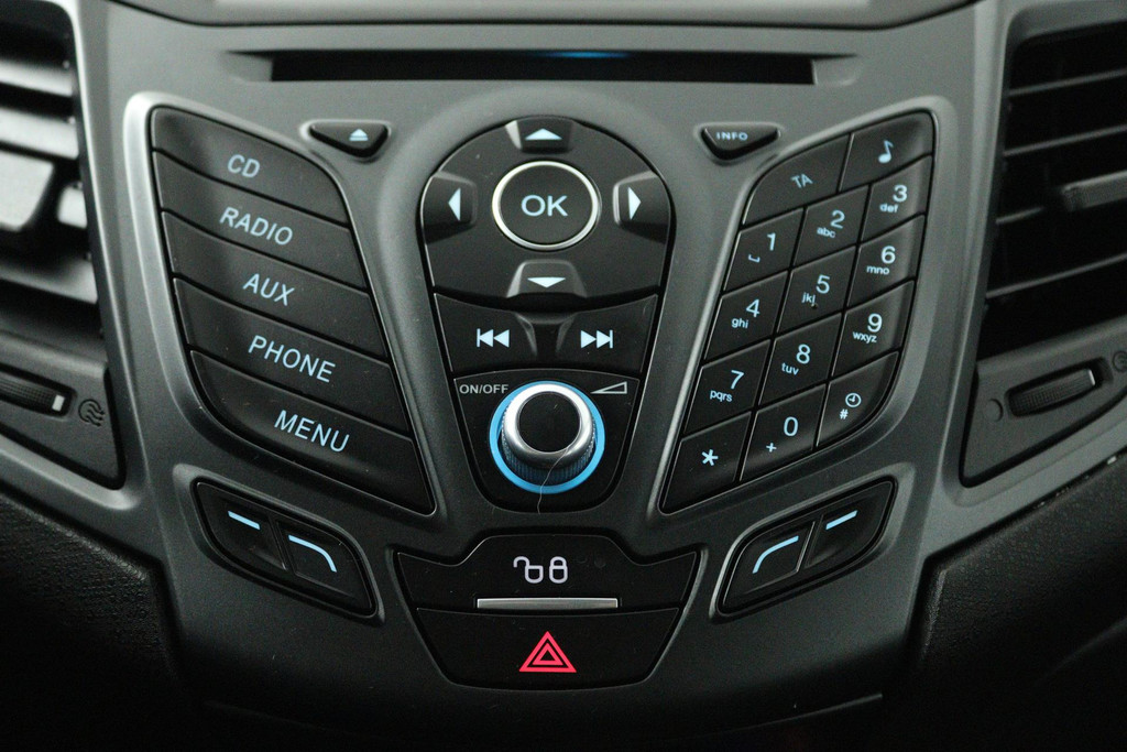 Ford Fiesta 1.25 (AIRCO, BLUETOOTH) 48719729-17.jpg | Autocentrum Brabant Breda