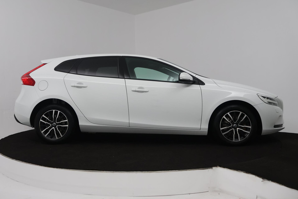 Volvo V40 1.5 T2 Nordic+ (TREKHAAK, AUTOMAAT, STOELVERWARMING, NAVIGATIE, CRUISE CONTROL, PARKEERSENSOREN) 48720007-15.jpg | Autocentrum Brabant Breda