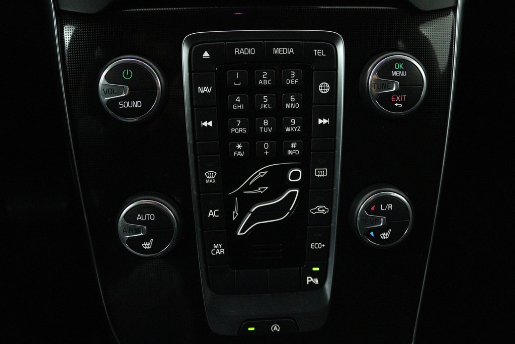 Volvo V40 1.5 T2 Nordic+ (TREKHAAK, AUTOMAAT, STOELVERWARMING, NAVIGATIE, CRUISE CONTROL, PARKEERSENSOREN) 48720007-18.jpg | Autocentrum Brabant Breda