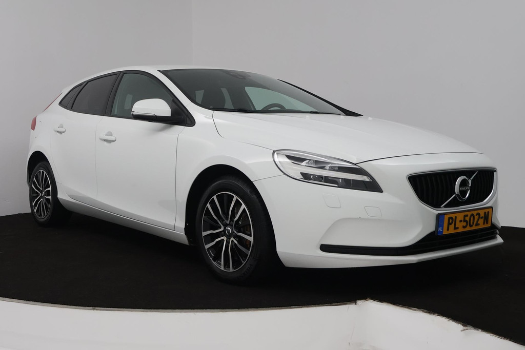 Volvo V40 1.5 T2 Nordic+ (TREKHAAK, AUTOMAAT, STOELVERWARMING, NAVIGATIE, CRUISE CONTROL, PARKEERSENSOREN) 48720007-21.jpg | Autocentrum Brabant Breda