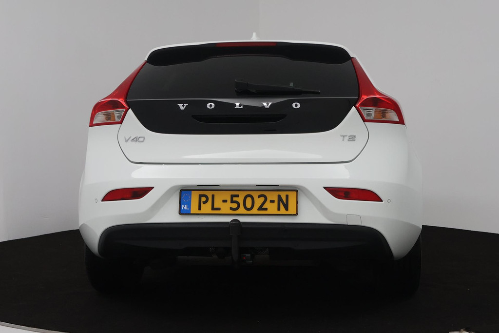 Volvo V40 1.5 T2 Nordic+ (TREKHAAK, AUTOMAAT, STOELVERWARMING, NAVIGATIE, CRUISE CONTROL, PARKEERSENSOREN) 48720007-7.jpg | Autocentrum Brabant Breda