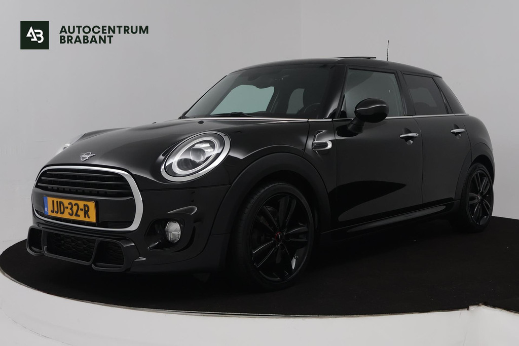 MINI Mini 1.5 Cooper Dalston Edition (PANORAMADAK, JCW PAKKET, STOELVERWARMING, HARMAN KARDON, SFEERVERLICHTING, CARPLAY, NAVI) 48790606-0.jpg | Autocentrum Brabant Breda