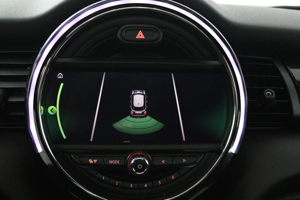 MINI Mini 1.5 Cooper Business Edition (PANORAMADAK, STOELVERWARMING, H&K AUDIO, SFEERVERLICHTING, CARPLAY NAVIGATIE, SENSOREN) 48790606-14.jpg | Autocentrum Brabant Breda