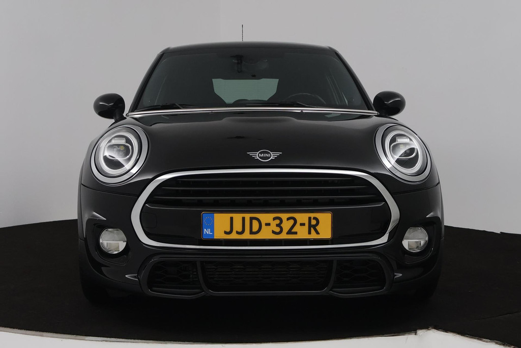MINI Mini 1.5 Cooper Business Edition (PANORAMADAK, STOELVERWARMING, H&K AUDIO, SFEERVERLICHTING, CARPLAY NAVIGATIE, SENSOREN) 48790606-19.jpg | Autocentrum Brabant Breda