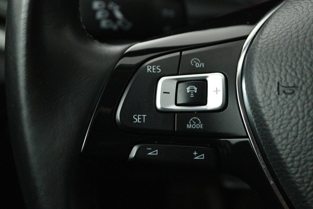 Volkswagen Polo 1.0 TSI Comfortline (CRUISE CONTROL ADAPTIEF, NAVIGATIE CARPLAY, BLUETOOTH) 48792730-17.jpg | Autocentrum Brabant Breda