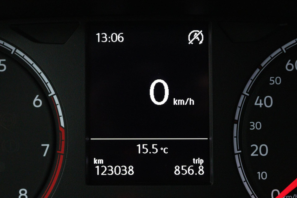 Volkswagen Polo 1.0 TSI Comfortline (CRUISE CONTROL ADAPTIEF, NAVIGATIE CARPLAY, BLUETOOTH) 48792730-18.jpg | Autocentrum Brabant Breda