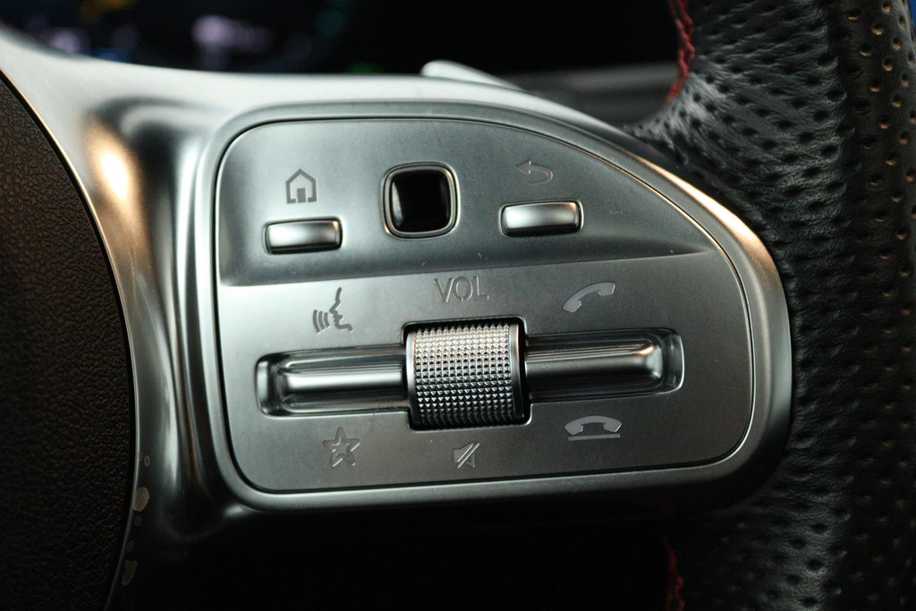 Mercedes-Benz A-Klasse 250 e Business Solution AMG Limited (PANORAMADAK, STOELVERWARMING, SFEERVERLICHTING, ELEKTR STOELEN) 48793785-12.jpg | Autocentrum Brabant Breda