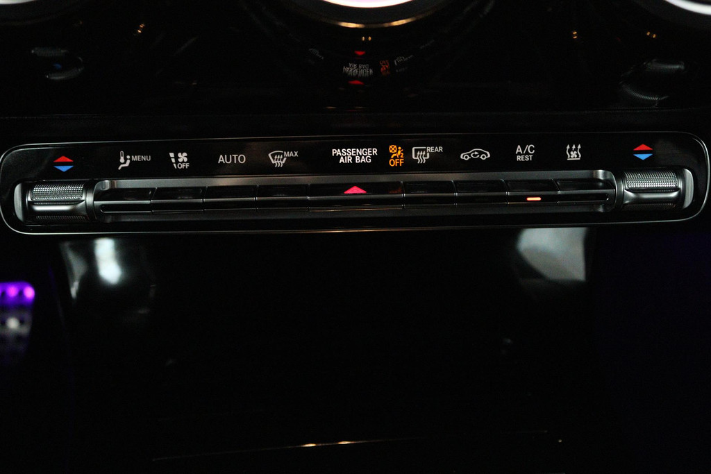 Mercedes-Benz A-Klasse 250 e Business Solution AMG Limited (PANORAMADAK, STOELVERWARMING, SFEERVERLICHTING, ELEKTR STOELEN) 48793785-17.jpg | Autocentrum Brabant Breda