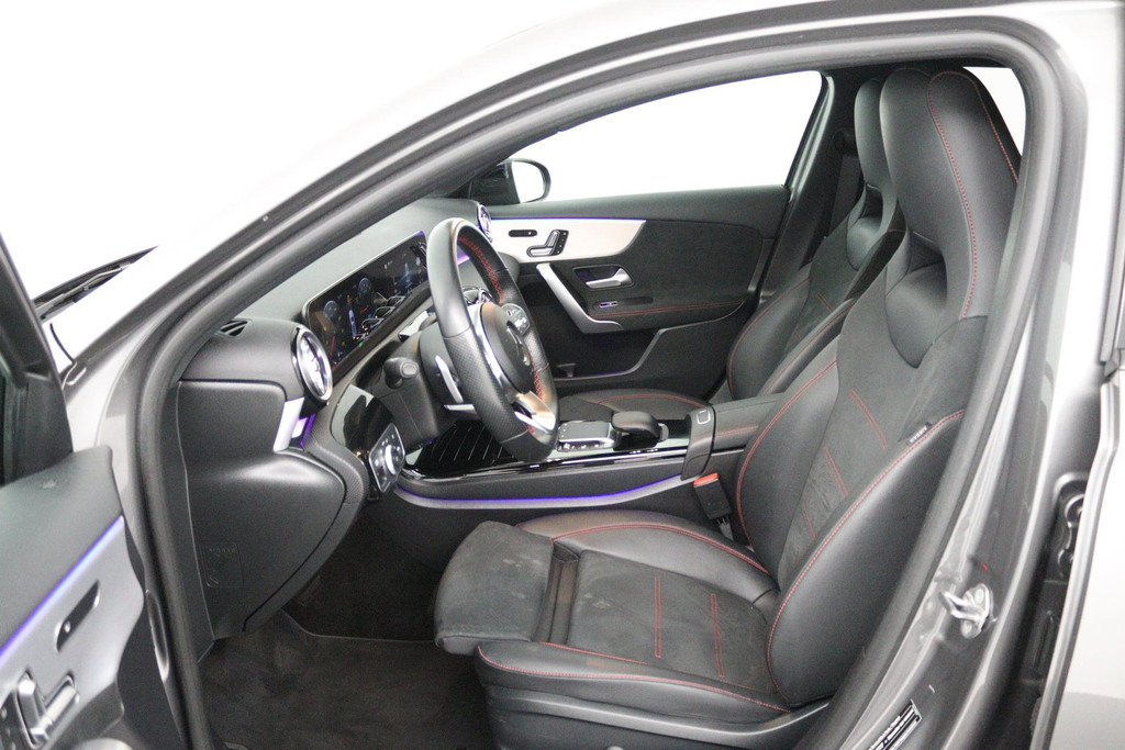 Mercedes-Benz A-Klasse 250 e Business Solution AMG Limited (PANORAMADAK, STOELVERWARMING, SFEERVERLICHTING, ELEKTR STOELEN) 48793785-20.jpg | Autocentrum Brabant Breda