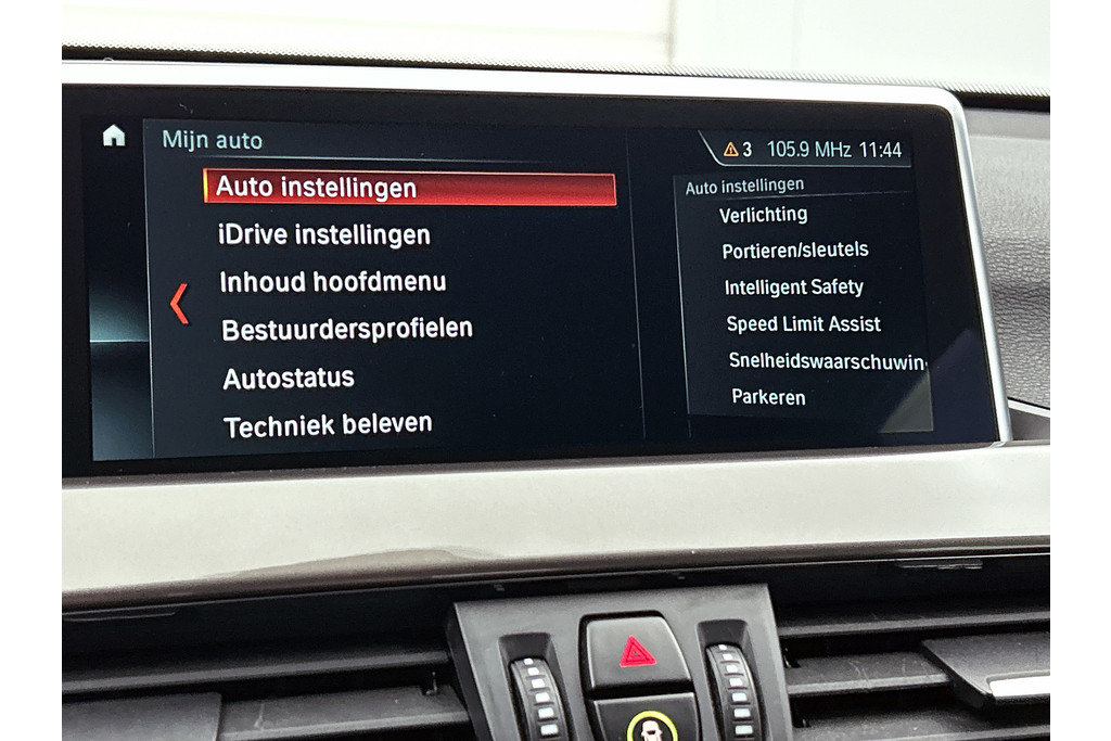 BMW X1 SDrive18i High Executive Edition Automaat (GROOT-NAVIGATIE, CAMERA, STOELVERWARMING, ELEKT. STOELEN, SFEERVERLICHTING) 48830915-11.jpg | Autocentrum Brabant Breda