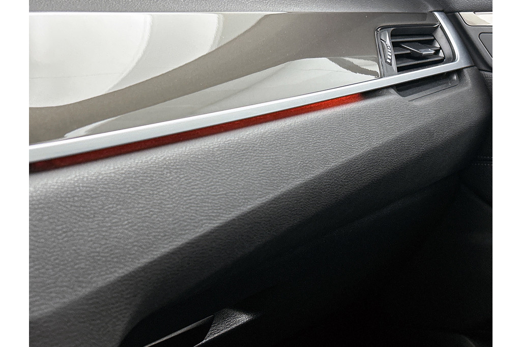 BMW X1 SDrive18i High Executive Edition Automaat (GROOT-NAVIGATIE, CAMERA, STOELVERWARMING, ELEKT. STOELEN, SFEERVERLICHTING) 48830915-20.jpg | Autocentrum Brabant Breda