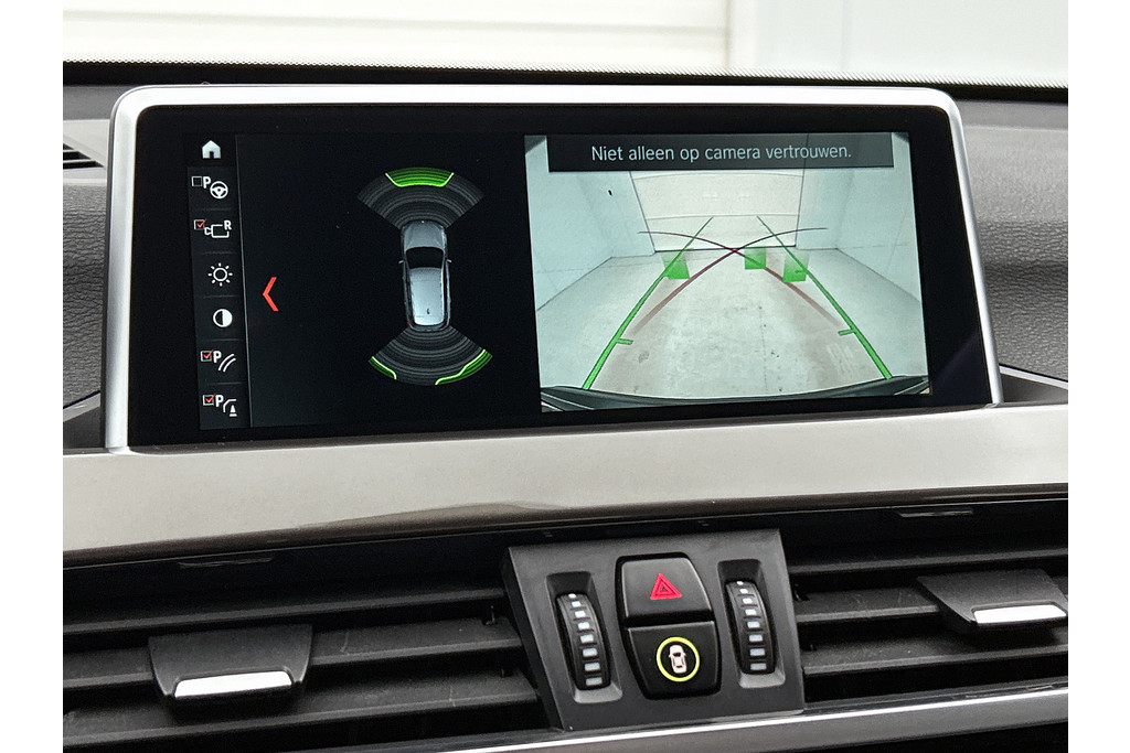 BMW X1 SDrive18i High Executive Edition Automaat (GROOT-NAVIGATIE, CAMERA, STOELVERWARMING, ELEKT. STOELEN, SFEERVERLICHTING) 48830915-5.jpg | Autocentrum Brabant Breda