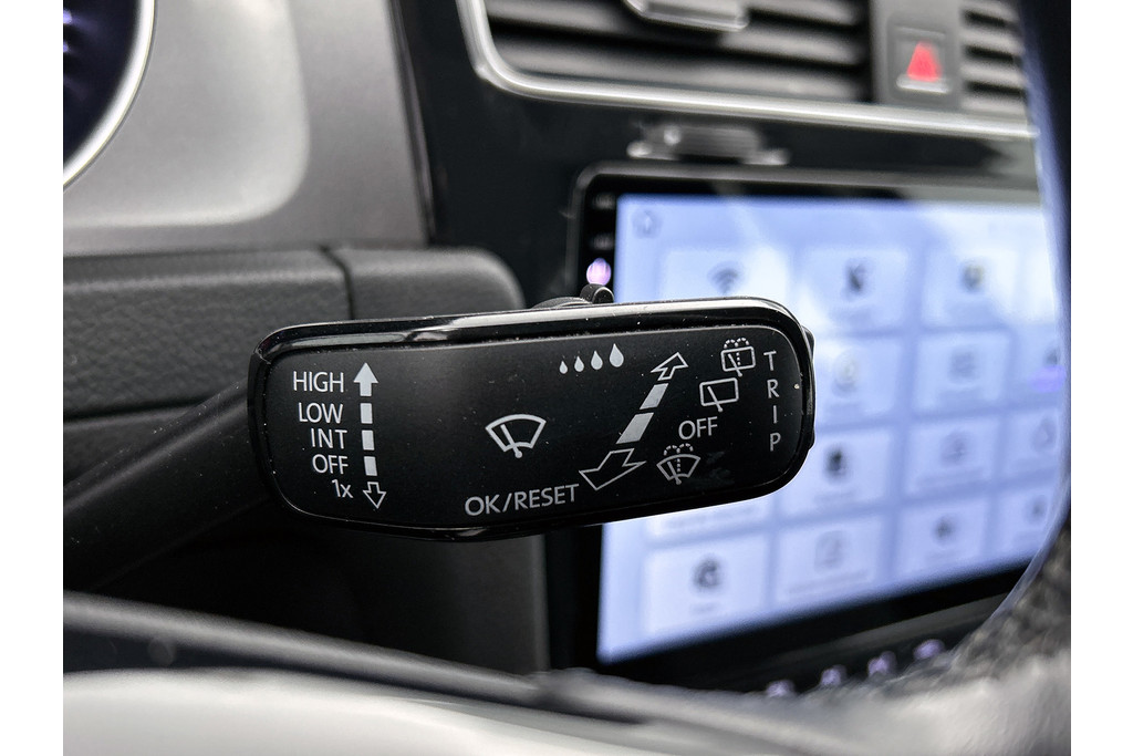 Volkswagen Golf 1.2 TSI Highline (Goed onderhoud,Trekhaak, Navi, Climate Con, Etc) 48840569-23.jpg | Autocentrum Brabant Breda